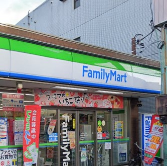 【コンビニエンスストア】ファミリーマート 西蒲田大城通り入口店まで784ｍ