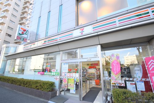 【コンビニエンスストア】セブンイレブン 目黒3丁目店まで739ｍ