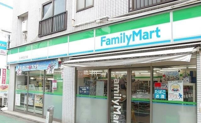 【コンビニエンスストア】ファミリーマート 品川豊町四丁目店まで671ｍ