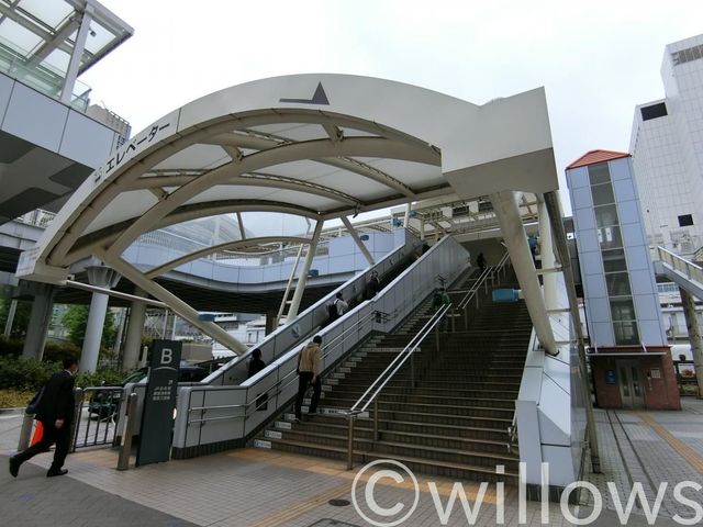 田町駅(JR 山手線) 徒歩8分。 840m