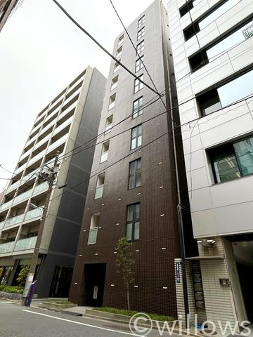 【グリーンパーク東日本橋レジデンスII】ホテルライクな内廊下設計。オートロック・宅配BOXあり