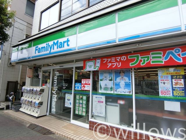 ファミリーマート北砂六丁目店 徒歩12分。 890m