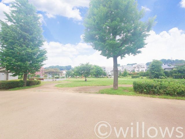 公園で休日は子供と遊べます