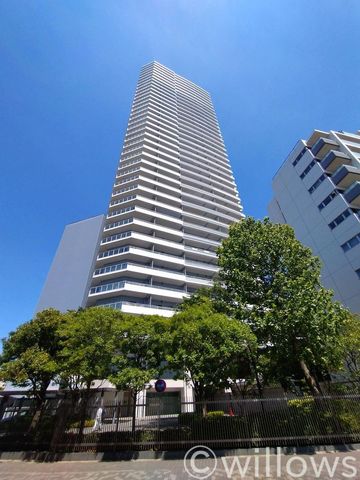 地上38階建て（26階部分）のマンションです。暮らしやすい街並みが魅力的で