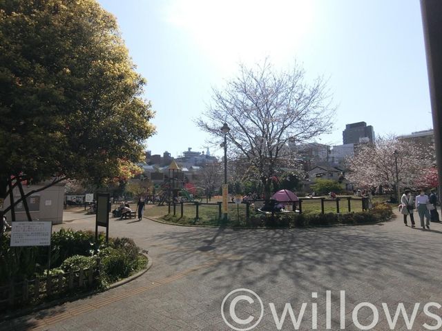 新宿区立富久さくら公園 徒歩23分。 1840m