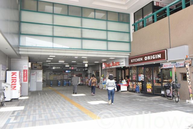 荏原中延駅(東急 池上線) 徒歩4分。 260m