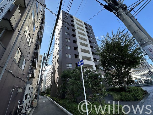 凛とした佇まいであなただけのお住まい。お友達などが遊びに来た時も自慢をしたくなる邸宅を創り出す外観デザインです。