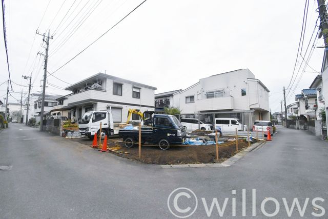 周辺は低層の住居エリアのため、閑静で暖かい陽の差し込む気持ちの良いロケーション♪