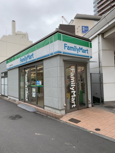 【コンビニエンスストア】ファミリーマート 武蔵小山駅まで219m